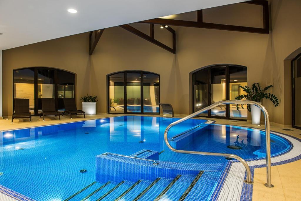 Rado Resort Spa & Wellness เมียเลส ภายนอก รูปภาพ