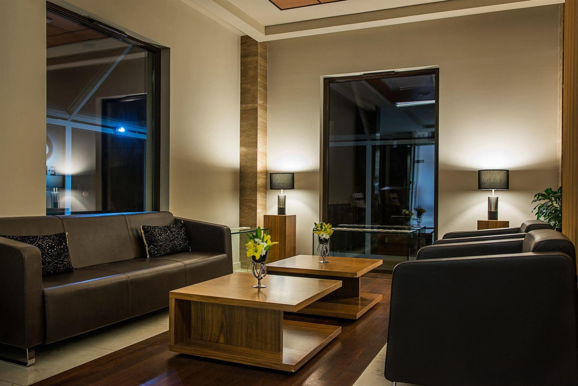 Rado Resort Spa & Wellness เมียเลส ภายนอก รูปภาพ